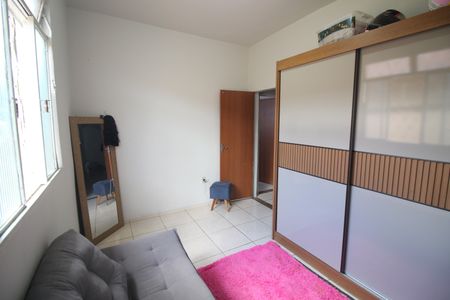 Casa à venda com 240m², 2 quartos e 2 vagasQuarto 1