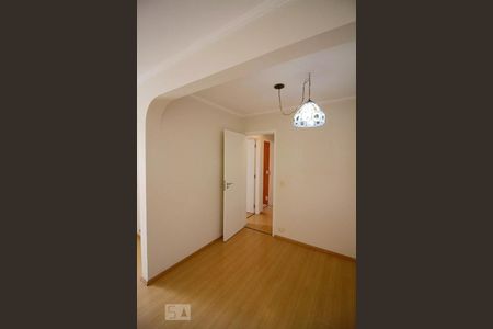 Apartamento à venda com 80m², 3 quartos e 1 vagaQuarto