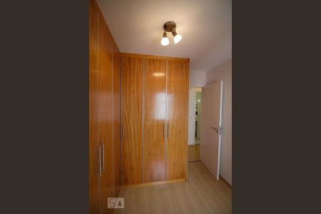 Apartamento à venda com 80m², 3 quartos e 1 vagaQuarto