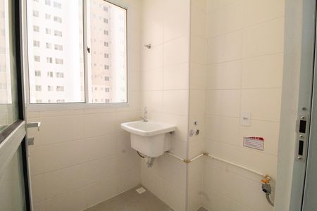 Apartamento para alugar com 67m², 3 quartos e 1 vagaÁrea de Serviço