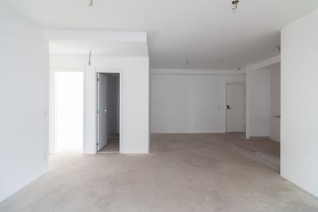Apartamento à venda com 79m², 2 quartos e 1 vaga Apartamento à venda com 79m², 2 quartos e 1 vagaSala