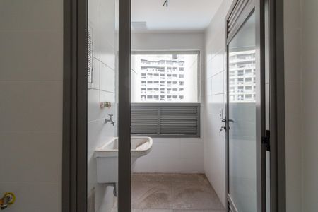 Apartamento à venda com 79m², 2 quartos e 1 vaga Apartamento à venda com 79m², 2 quartos e 1 vagaÁrea de Serviço