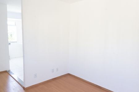 Sala de apartamento para alugar com 2 quartos, 45m² em Campo Grande, Rio de Janeiro