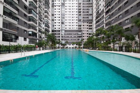 Apartamento à venda com 41m², 1 quarto e 1 vagaÁrea comum - Piscina