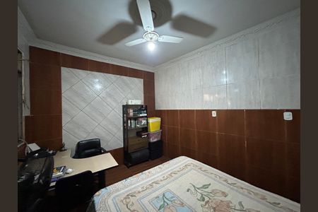 Casa para alugar com 216m², 3 quartos e 1 vagaQuarto