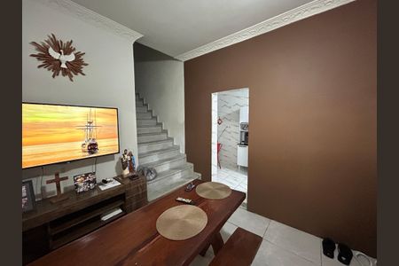 Casa para alugar com 216m², 3 quartos e 1 vagaSala