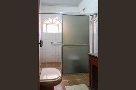 Casa à venda com 190m², 3 quartos e 3 vagasBanheiro Suíte 1