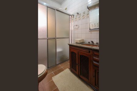 Casa à venda com 190m², 3 quartos e 3 vagasBanheiro Suíte 1