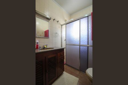 Casa à venda com 190m², 3 quartos e 3 vagasBanheiro Suíte 2