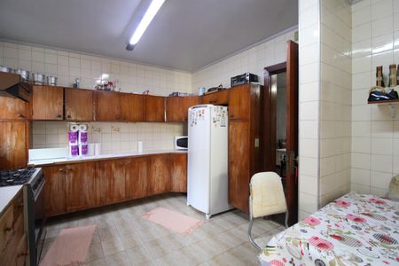 Casa à venda com 190m², 3 quartos e 3 vagasCozinha 