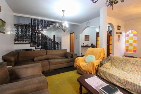 Casa à venda com 190m², 3 quartos e 3 vagasSala 