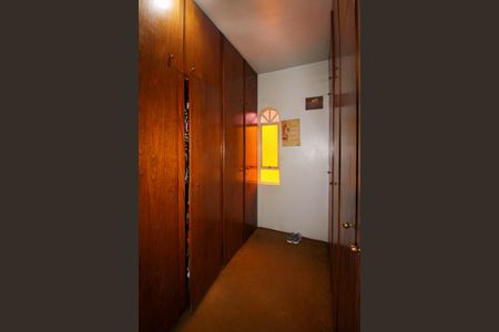 Casa à venda com 190m², 3 quartos e 3 vagasCloset Suíte 3