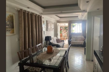 Casa à venda com 250m², 3 quartos e 1 vagaFoto 33