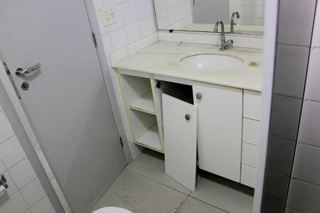 Apartamento à venda com 55m², 2 quartos e 1 vagaBanheiro 