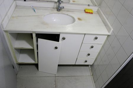 Apartamento à venda com 55m², 2 quartos e 1 vagaBanheiro 