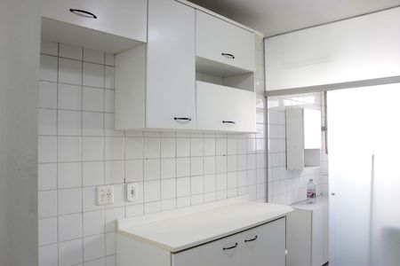 Apartamento à venda com 55m², 2 quartos e 1 vagaCozinha 