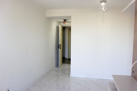 Sala  de apartamento à venda com 2 quartos, 55m² em Vila das Bandeiras, Guarulhos