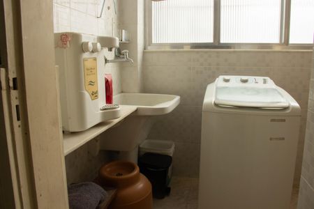 Apartamento para alugar com 140m², 3 quartos e 1 vagaÁrea de Serviço