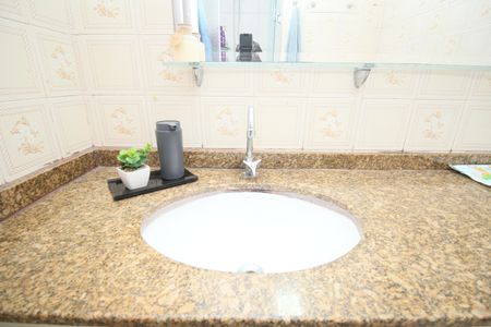 Apartamento à venda com 74m², 3 quartos e 1 vagaBanheiro - torneira