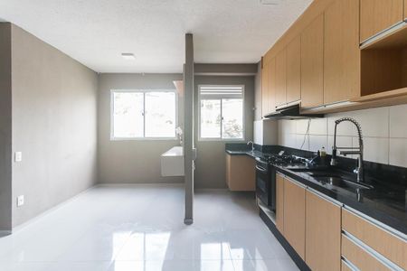 Sala de apartamento para alugar com 2 quartos, 43m² em Vila Perracini, Poá