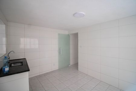 SALA E COZINHA de casa para alugar com 1 quarto, 29m² em Jardim Peri, São Paulo