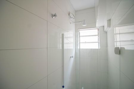 BANHEIRO de casa para alugar com 1 quarto, 29m² em Jardim Peri, São Paulo
