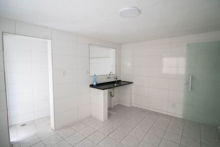 SALA E COZINHA de casa para alugar com 1 quarto, 29m² em Jardim Peri, São Paulo