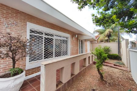 Casa para alugar com 360m², 3 quartos e sem vagaQuintal - Garagem