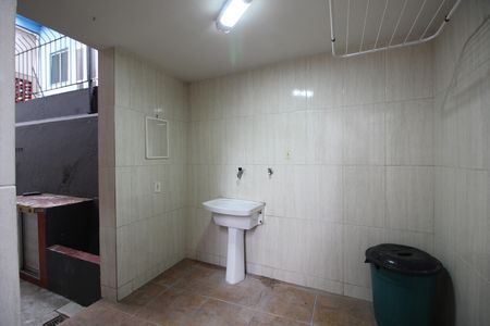 Casa para alugar com 251m², 3 quartos e 1 vagaÁrea de Serviço