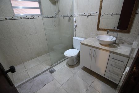 Casa para alugar com 251m², 3 quartos e 1 vagaBanheiro Social