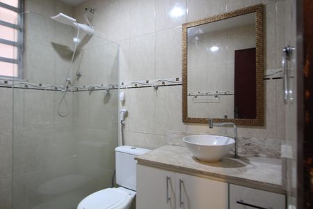 Casa para alugar com 251m², 3 quartos e 1 vagaBanheiro Social