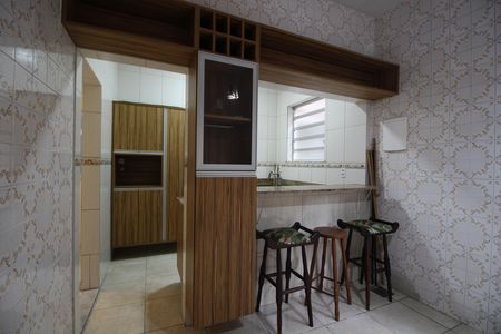 Casa para alugar com 251m², 3 quartos e 1 vagaCozinha
