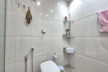 Apartamento para alugar com 66m², 2 quartos e 1 vagaBanheiro