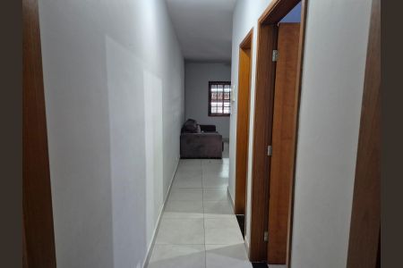 Casa para alugar com 180m², 2 quartos e 2 vagas Casa para alugar com 180m², 2 quartos e 2 vagasCorredor