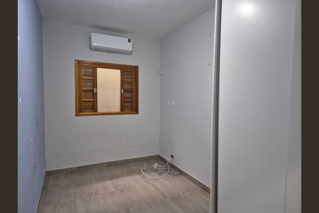 Casa para alugar com 180m², 2 quartos e 2 vagas Casa para alugar com 180m², 2 quartos e 2 vagasQuarto