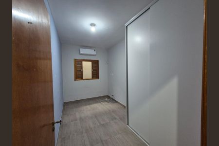 Quarto de casa para alugar com 2 quartos, 180m² em Vila Branca, Jacareí