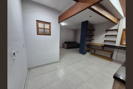 Casa para alugar com 180m², 2 quartos e 2 vagas Casa para alugar com 180m², 2 quartos e 2 vagasCozinha