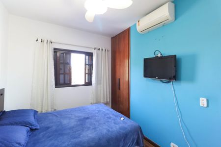 Casa à venda com 190m², 3 quartos e 3 vagas