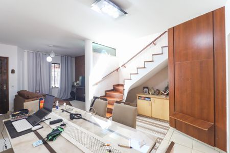 Casa à venda com 190m², 3 quartos e 3 vagas