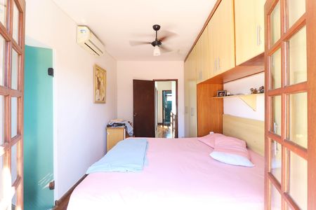 Casa à venda com 190m², 3 quartos e 3 vagas