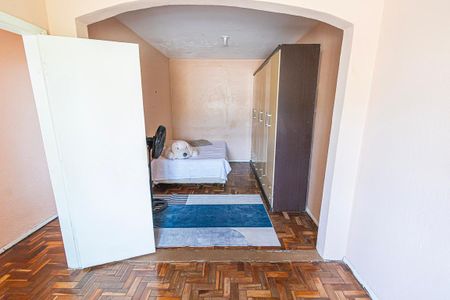 Casa à venda com 360m², 3 quartos e 2 vagas Casa à venda com 360m², 3 quartos e 2 vagasQuarto 3