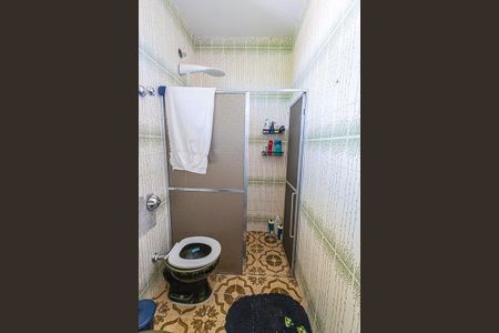 Casa à venda com 360m², 3 quartos e 2 vagas Casa à venda com 360m², 3 quartos e 2 vagasBanheiro segundo andar