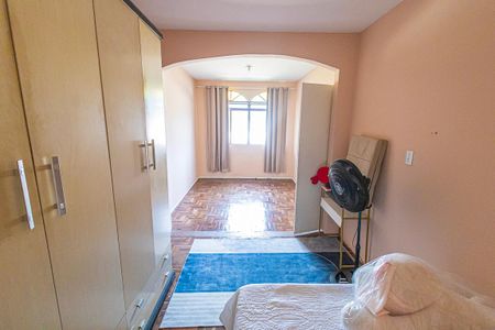 Casa à venda com 360m², 3 quartos e 2 vagas Casa à venda com 360m², 3 quartos e 2 vagasQuarto 3