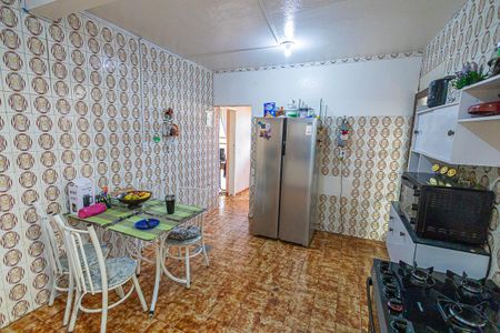 Casa à venda com 360m², 3 quartos e 2 vagas Casa à venda com 360m², 3 quartos e 2 vagasCozinha