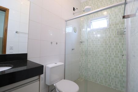 Apartamento para alugar com 60m², 2 quartos e 1 vagaBanheiro do Quarto 2