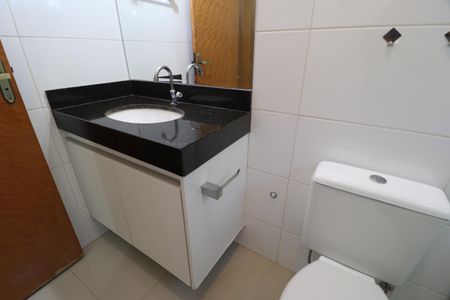 Apartamento para alugar com 60m², 2 quartos e 1 vagaBanheiro do Quarto 2