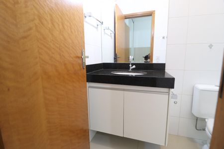 Apartamento para alugar com 60m², 2 quartos e 1 vagaBanheiro do Quarto 2