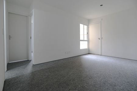 Sala de apartamento para alugar com 2 quartos, 44m² em Jardim Marica, Mogi das Cruzes