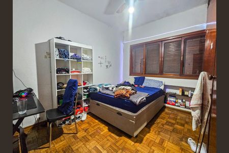 Casa à venda com 190m², 3 quartos e 2 vagas Casa à venda com 190m², 3 quartos e 2 vagasQuarto 1