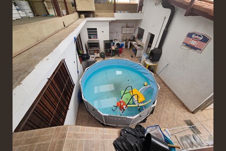 Casa à venda com 190m², 3 quartos e 2 vagas Casa à venda com 190m², 3 quartos e 2 vagasQuintal